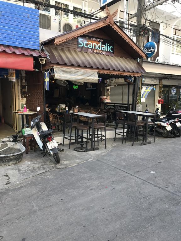 Scandalic Bar And Guest House Pattaya Exteriör bild